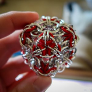 Chainmaille Cube - corner view