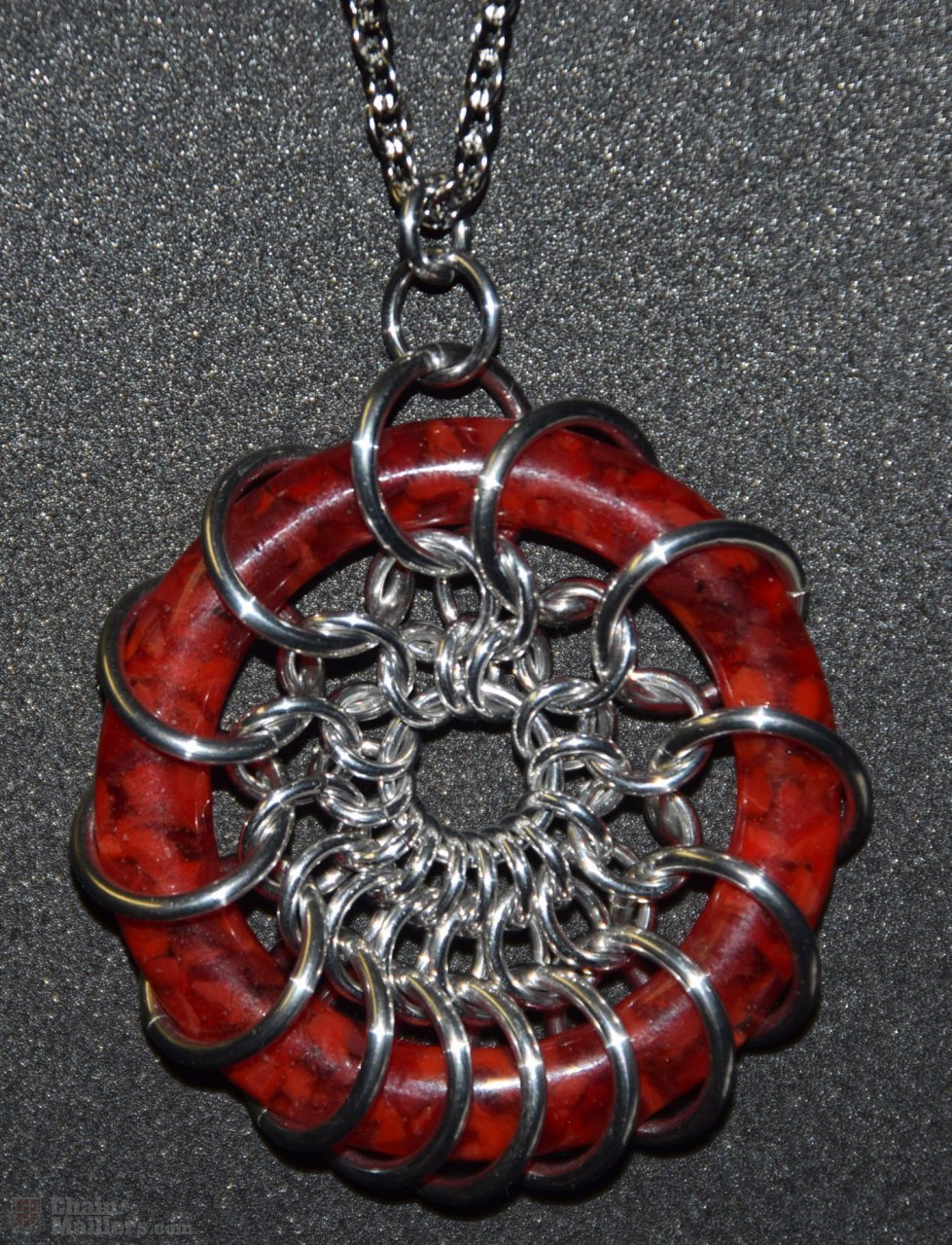 HyperLynks Glass Dreams Pendant (Red)
