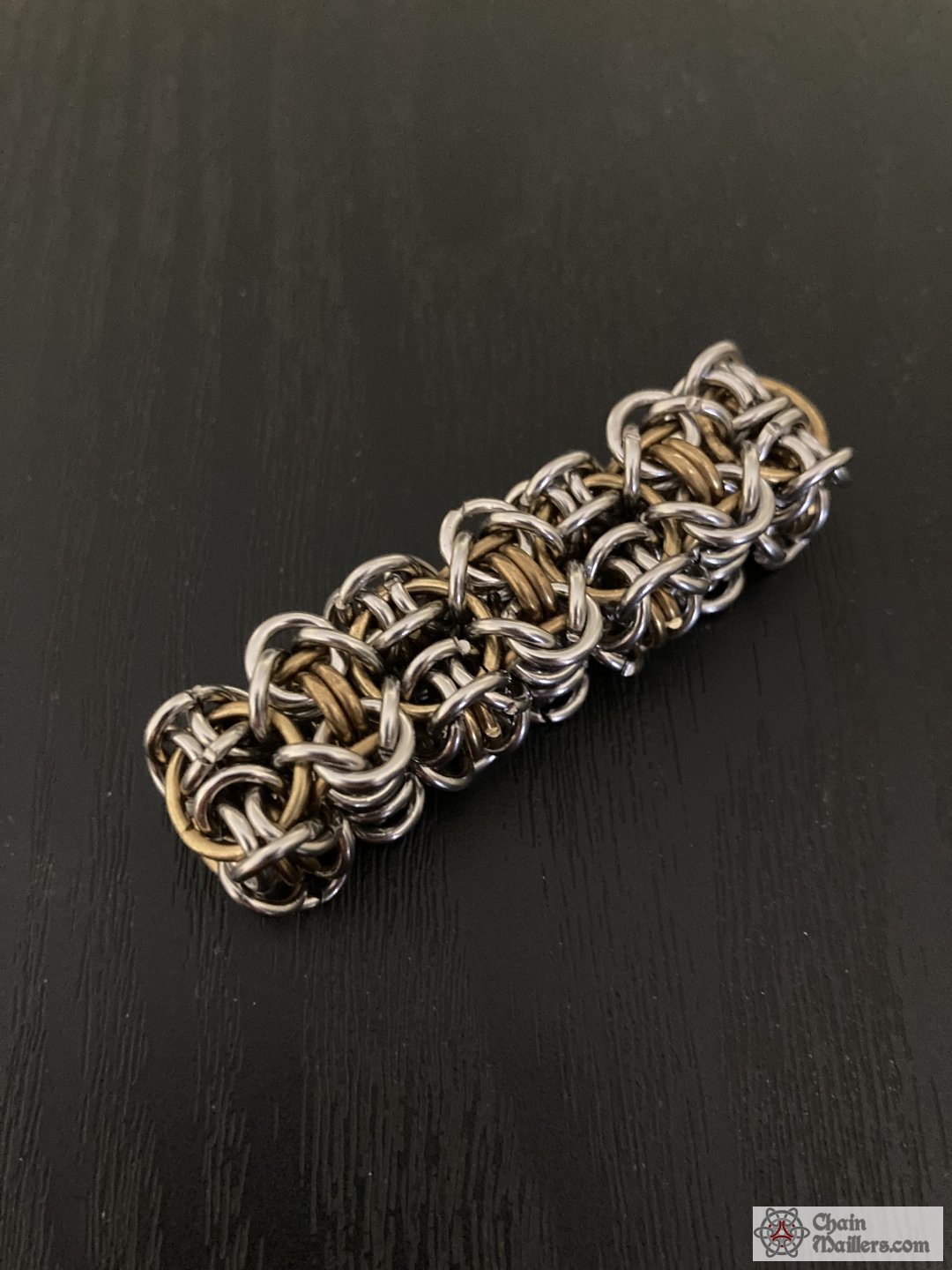 Inverted Byzantine Ringmaille