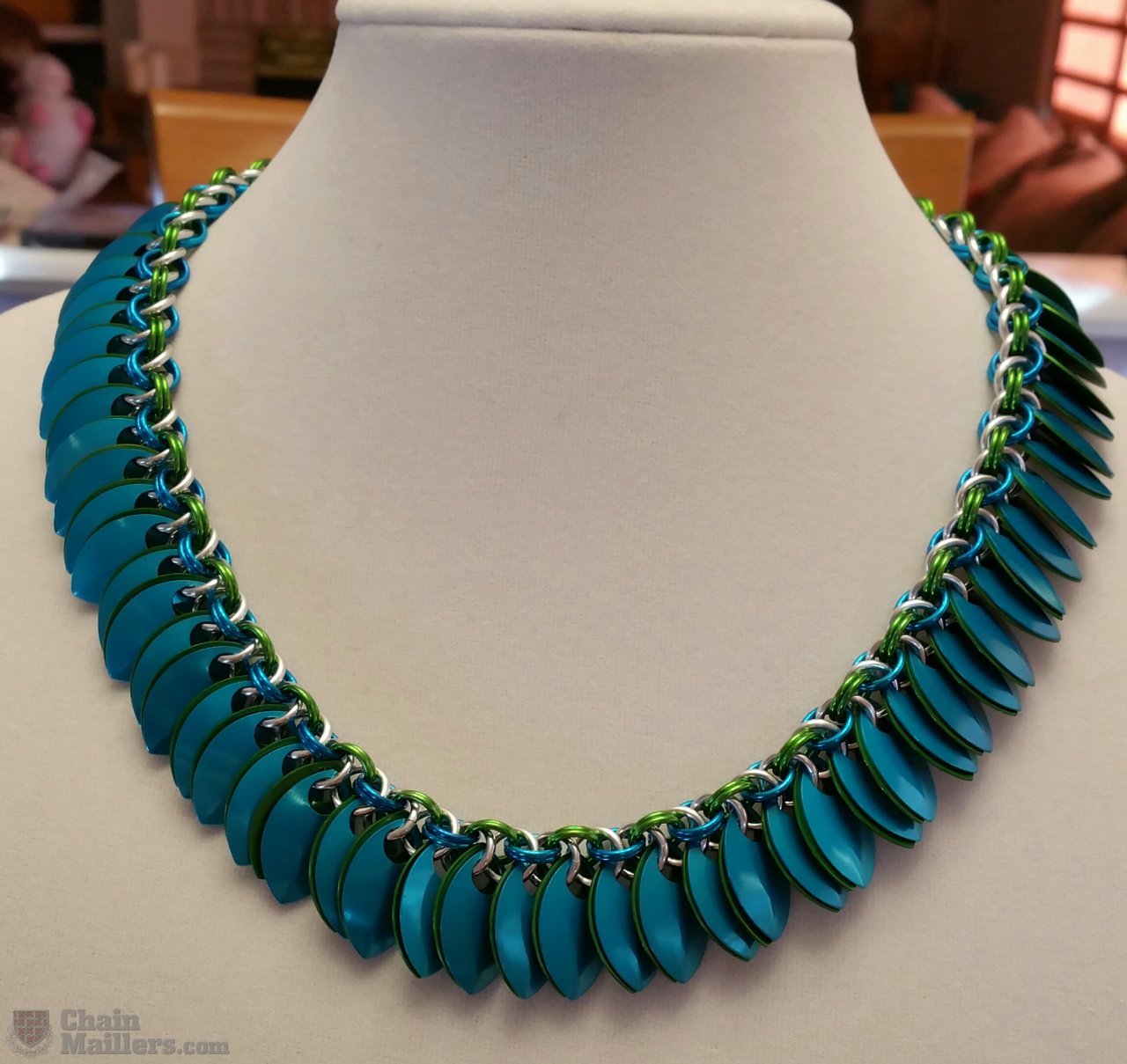 Reversible Scale necklace